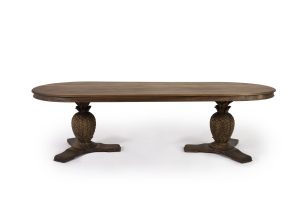 elegant dining table